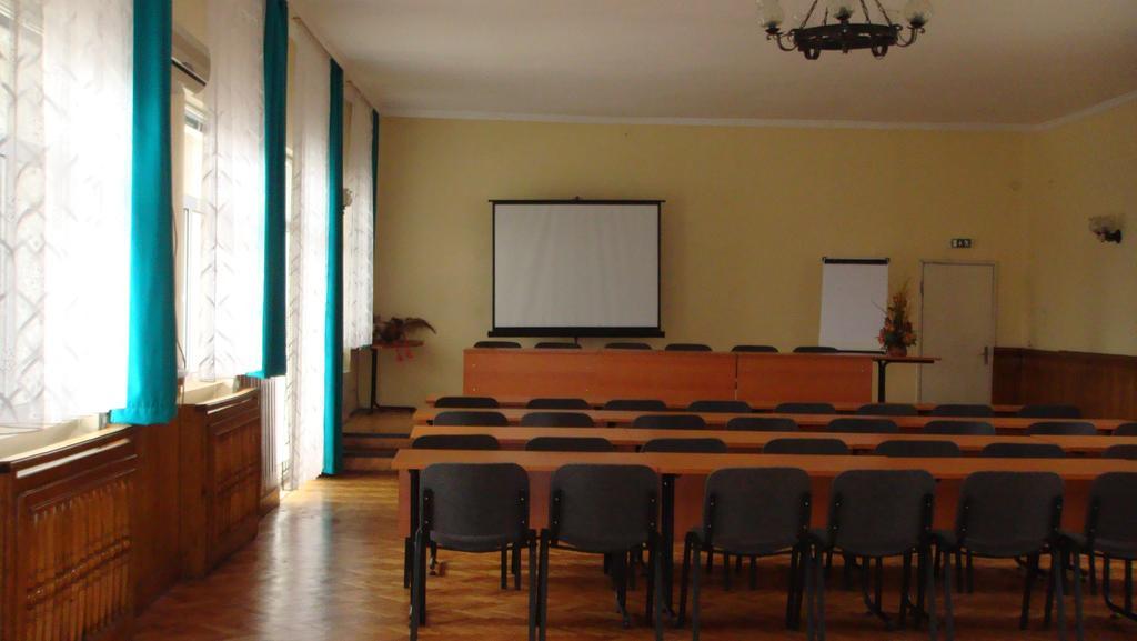 Балнеохотел "Люляци" Vrabtsite Esterno foto